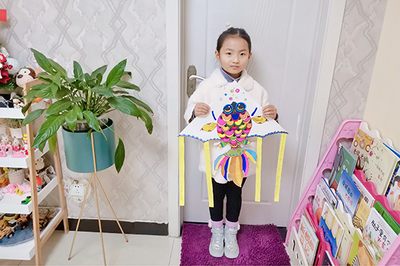 緬懷先烈誦詩篇，巧繪風(fēng)箏寄哀思——滁州市龍?bào)葱W(xué)與龍?bào)从變簣@聯(lián)合開展清明主題教育活動(dòng)